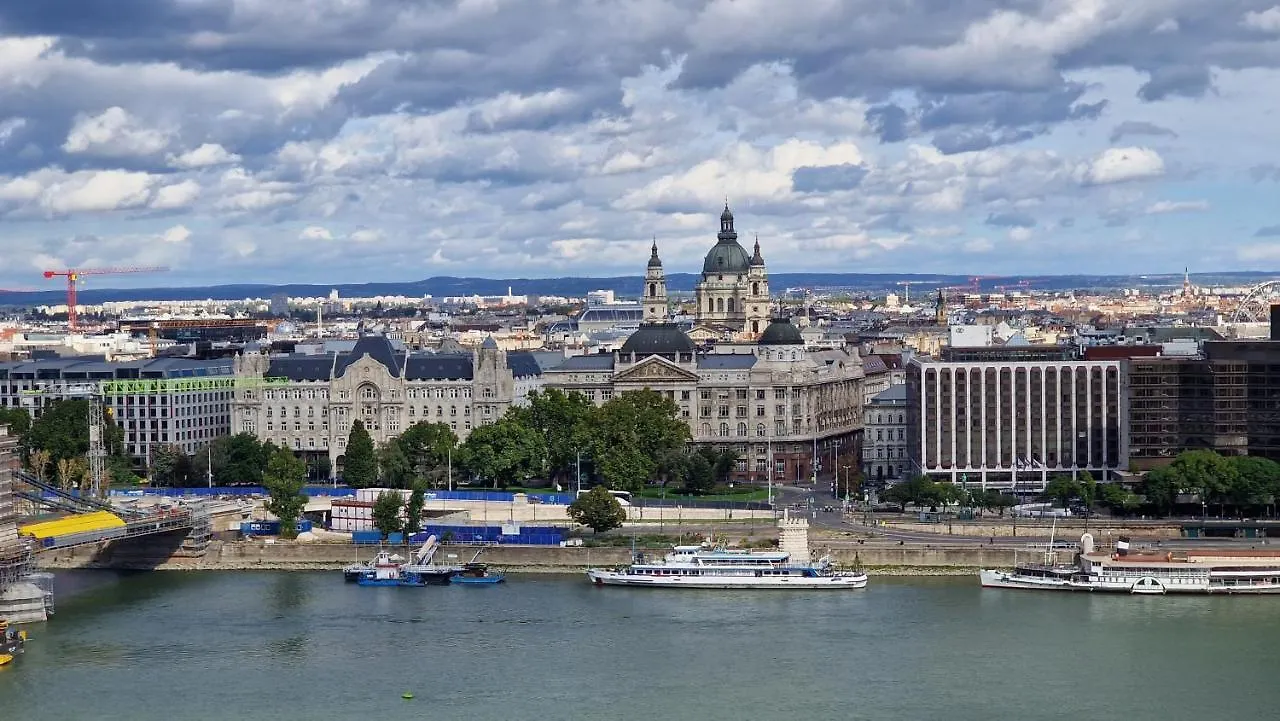 Lovely Boutique Apartment With Parliament View Budapest