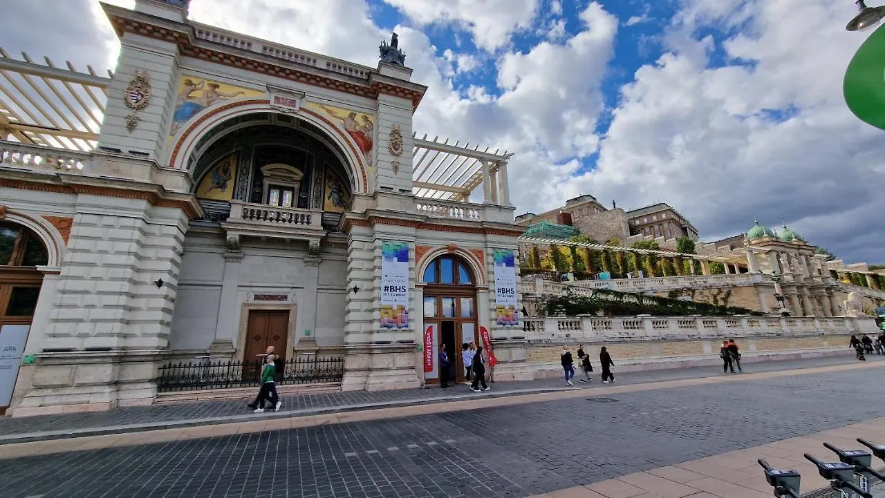 Lovely Boutique Apartment With Parliament View Budapest