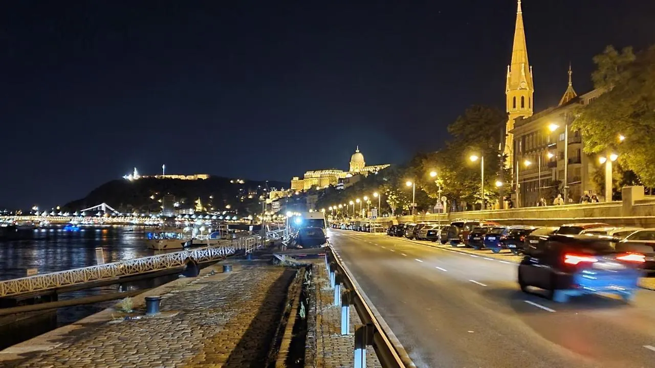 Lovely Boutique Apartment With Parliament View Budapest 0*,