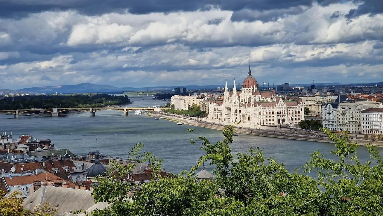 Lovely Boutique Apartment With Parliament View Budapest